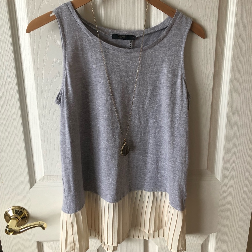 Gray tank top with cream colored fringe on bottom. - Picture 2 of 3